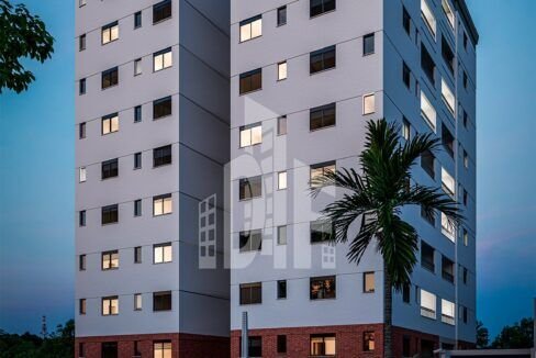 Fachada Anoitecer-min