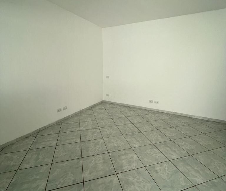 WhatsApp Image 2025-05-26 at 17.41.32 (3)