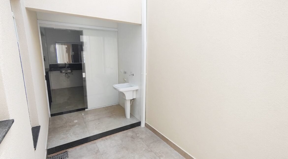 WhatsApp Image 2023-04-06 at 09.46.52 (1)