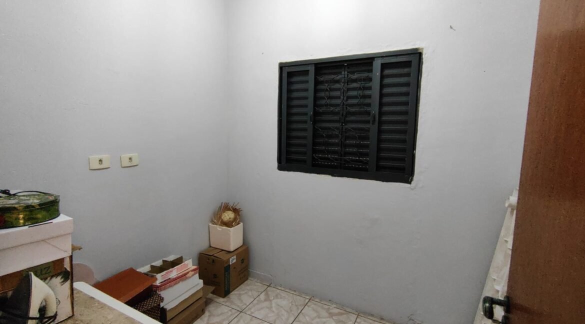 12c7b9f9-02c1-4d27-9d8e-abd675768d09