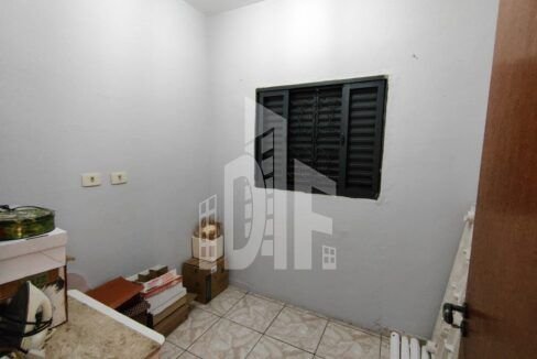 12c7b9f9-02c1-4d27-9d8e-abd675768d09