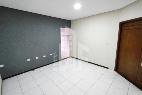 31e25b04-b602-4a98-bf25-015f2c71fb7e