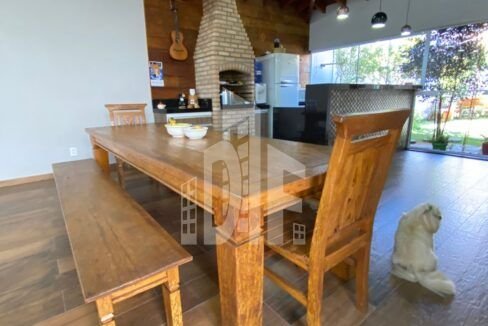 8fc81310-f554-4fd9-aa06-3fd310257f83