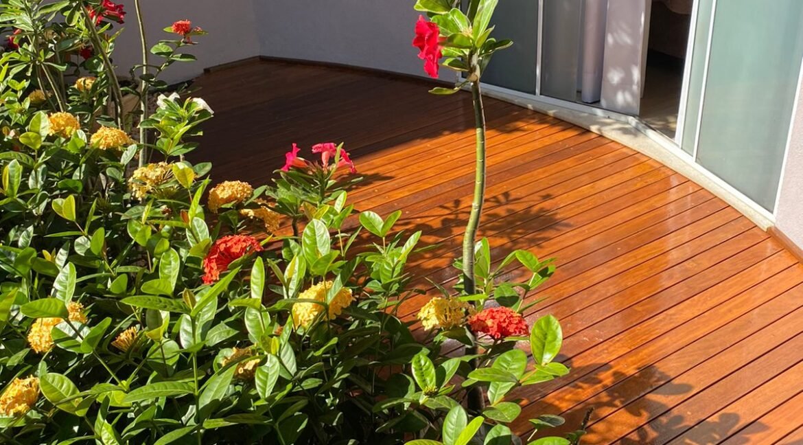 b417587e-bbd9-422f-8a7e-215487dbc52c