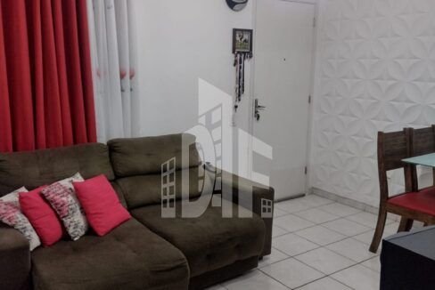 33e03275-2710-4725-89f1-282afe5ddc3d