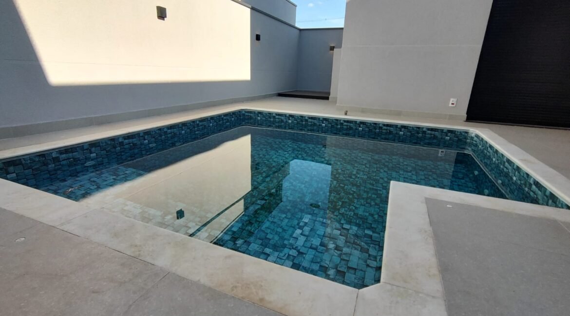 870d2cfa-3369-44c9-93e1-352976547e89