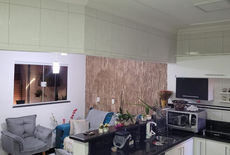 6b7d50e0-92f3-4a4a-9354-b56a3baf93f8