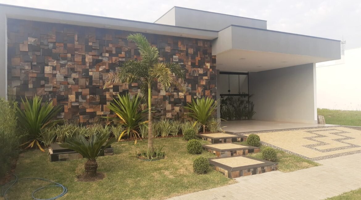 5f11cd58-2f48-4762-89f9-8b0f9f518fda