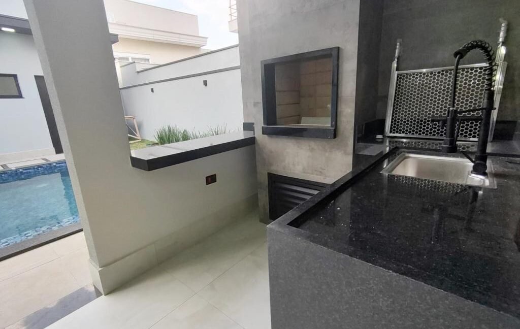 65d02eb2-ee97-4879-9765-4f62e303b660