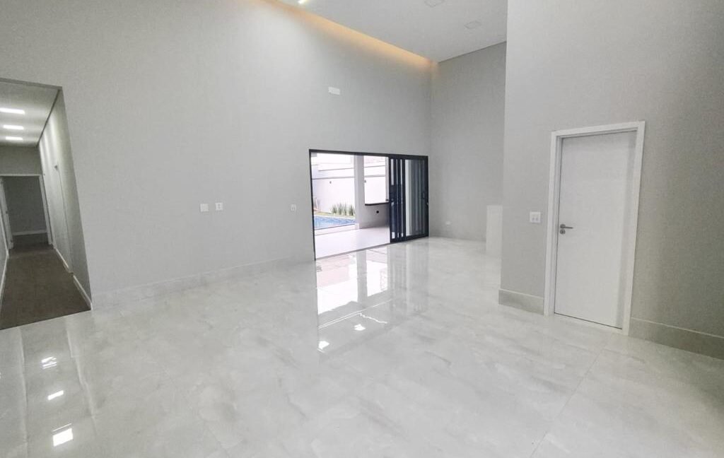 9d1a5989-a9f5-4a21-871c-e553600101a7