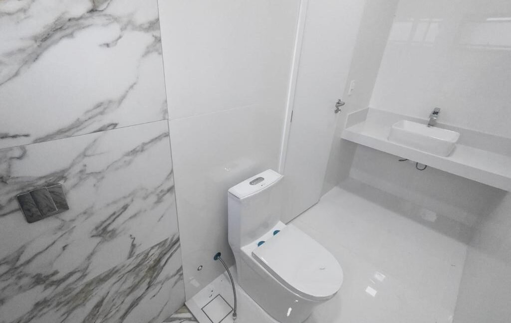 c9ae2660-c85f-4bc2-acb7-92d4149d4cf4