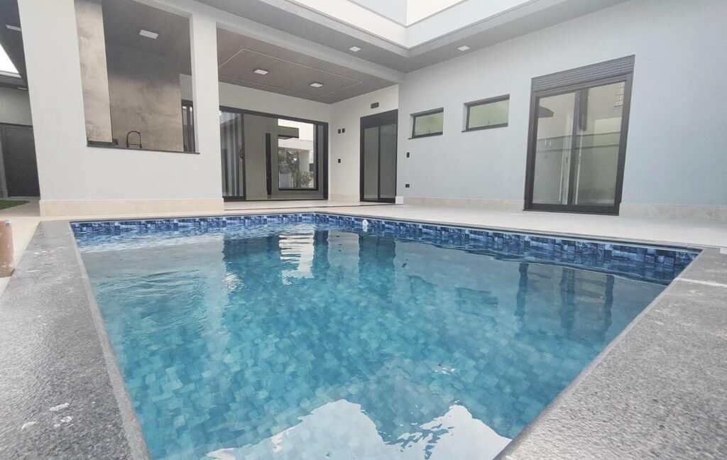 dd1e733d-38aa-4c2a-b0ca-ca70ba85b197