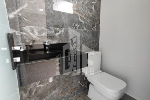 356ec5e3-31ef-426d-ae70-bfbe27d0605e