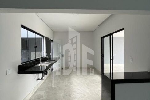 4b287246-e60f-4606-bd43-fb5dab203c13