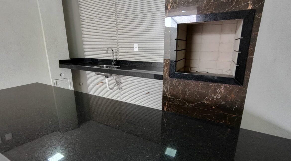 8a4c0206-13b2-443a-bca5-917d849fc715