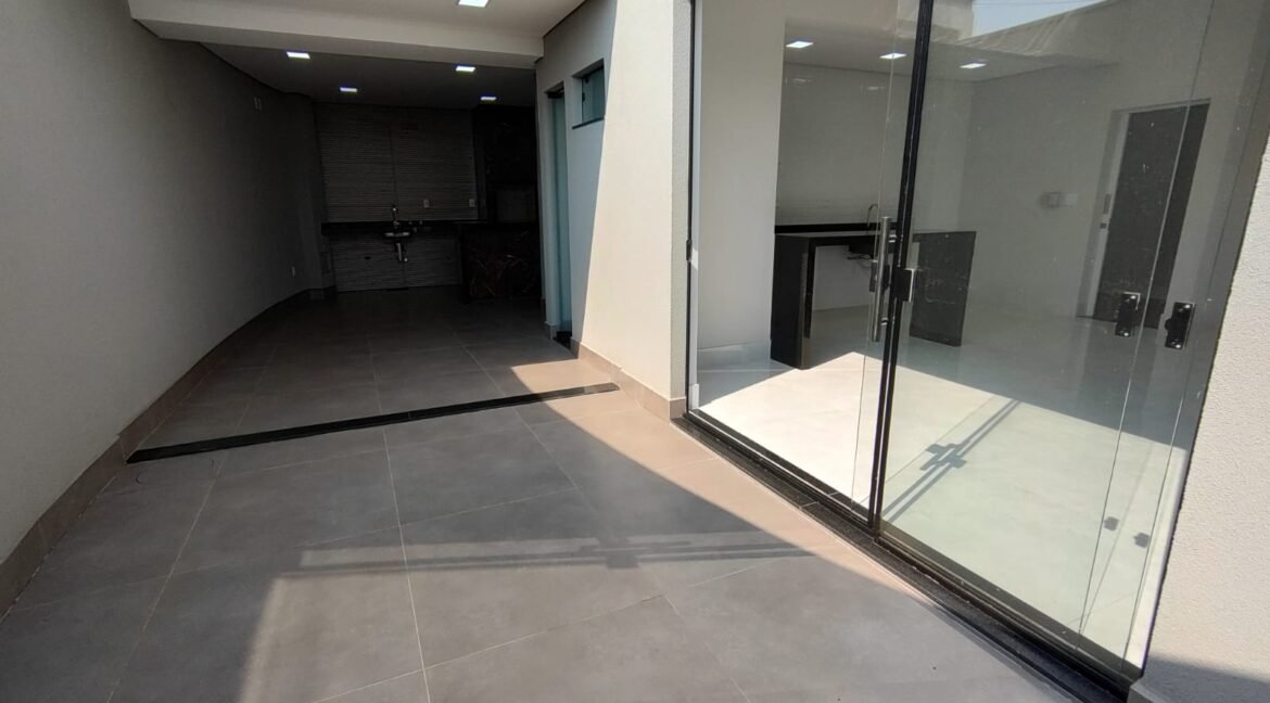 b376dd89-70ae-43c6-86aa-e87ae3698761