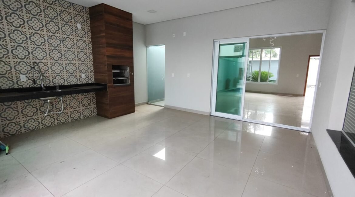 c3716f14-234b-403c-928c-cfb4a4551670