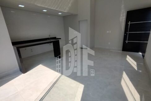 ccb66648-8525-4e31-8ed6-b781561f9a10