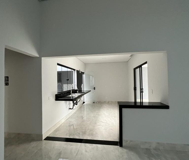 ea2114f0-1e9b-492c-b356-7477d2c41864