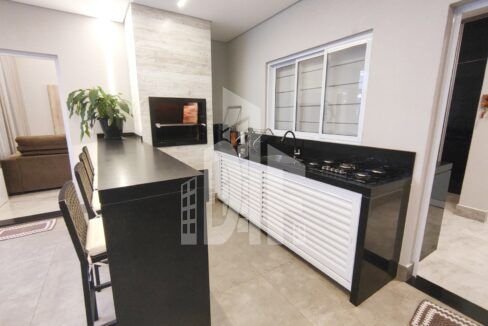 13a7a983-32c3-43f6-b8ff-0e0b92f2e343