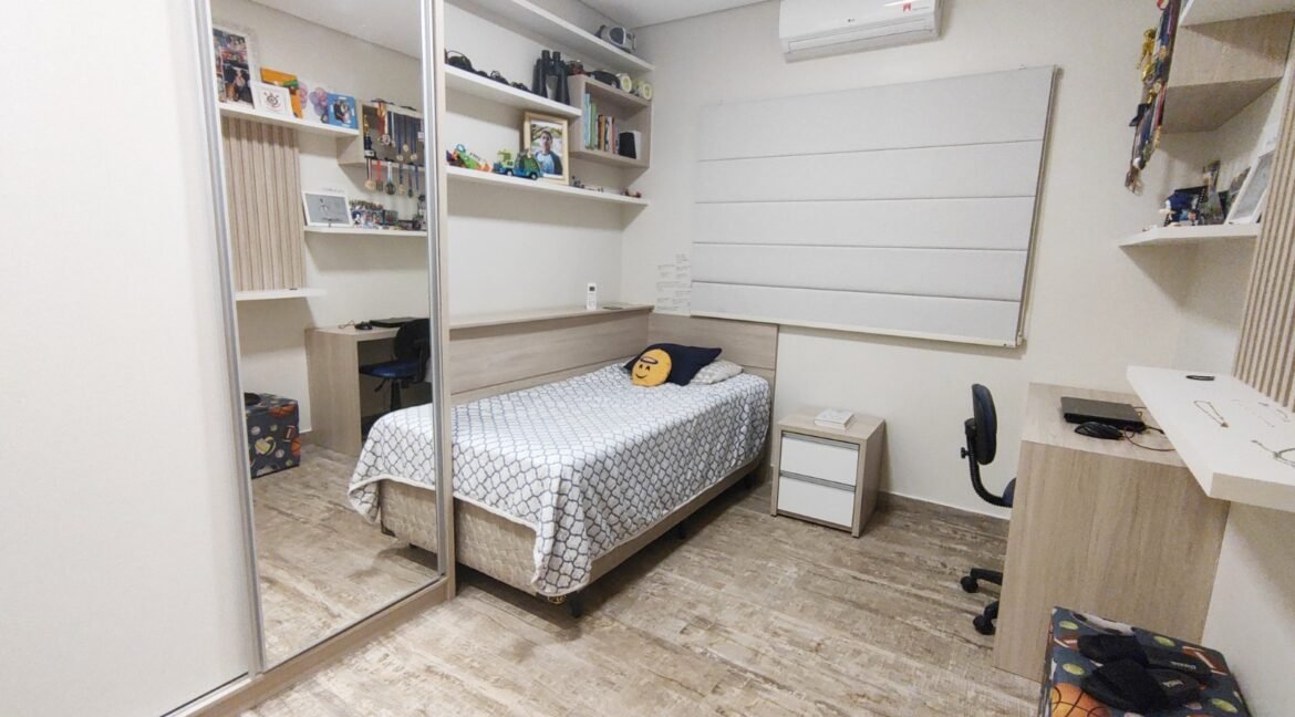 1d3aec14-e327-46e9-9531-5bd316974f17