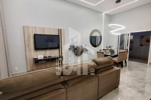 23883085-89ca-4e07-b21b-285a87bff966