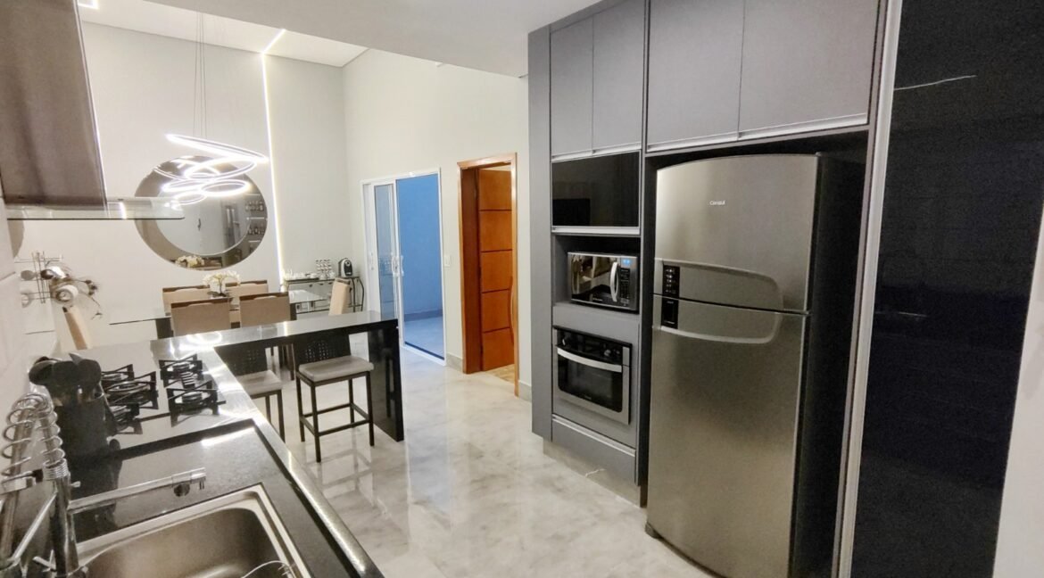 3c6331d0-efa0-497e-b5ae-06e10fc10dd9