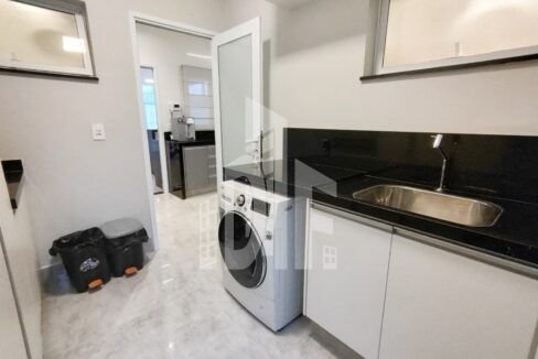 4ce528af-2788-4182-960b-94492c2d4347