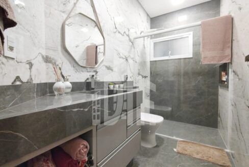 5d307045-cfbb-43e2-a769-47bd12ddc4b5