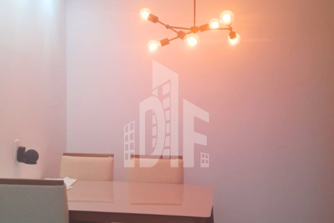 Capa youtube thumbnail tons de preto e amarelo (33)