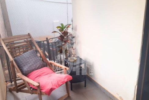 Capa youtube thumbnail tons de preto e amarelo (36)