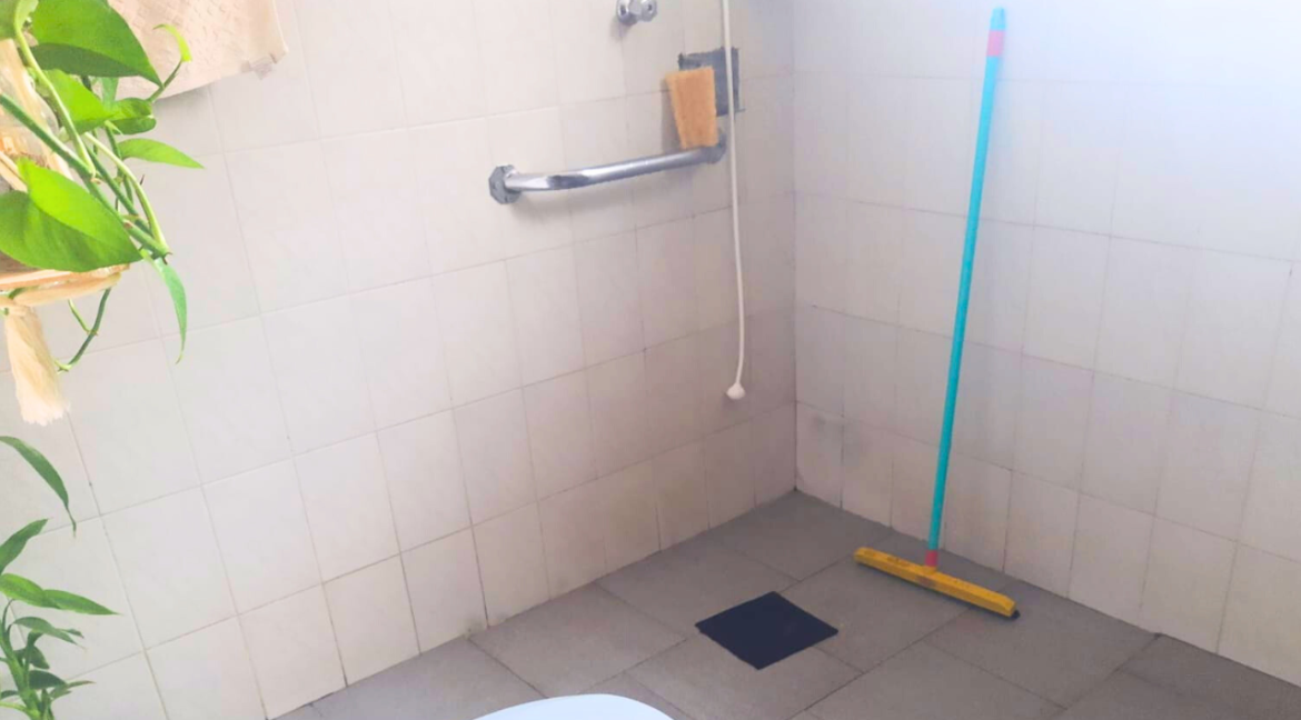 Capa youtube thumbnail tons de preto e amarelo (45)