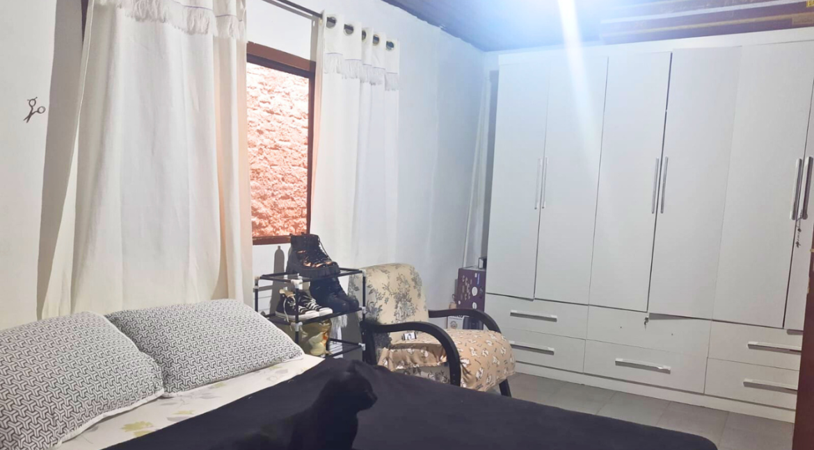 Capa youtube thumbnail tons de preto e amarelo (46)