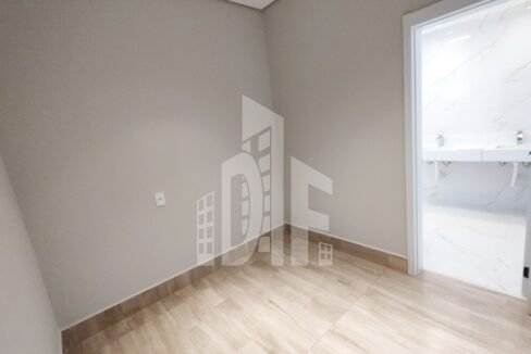 02c92b09-5f23-486b-a366-ae2581094902