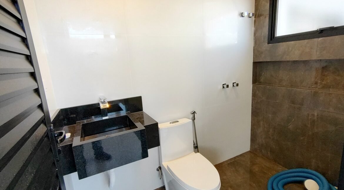 0a7441d6-5768-412f-a5d9-f572990a93b1