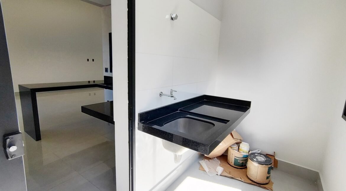 38f7ca2b-c53b-4436-918a-61a5e2e309eb