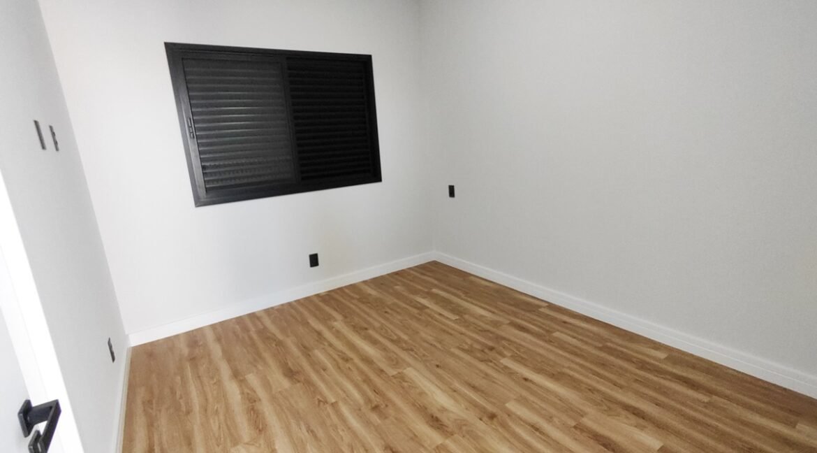 82e946c7-01f8-49a2-ab38-759f7f3a6377