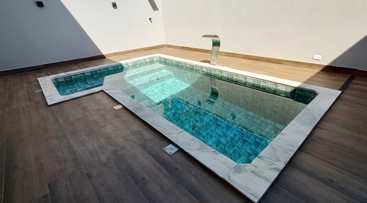 8ac66350-a6cd-410f-8c23-32bb0aabf92b