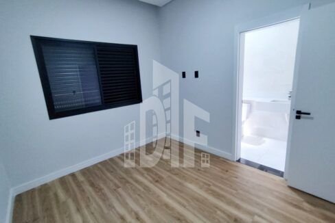 faa6bd9d-d341-41a3-b11f-51b2d39177f7