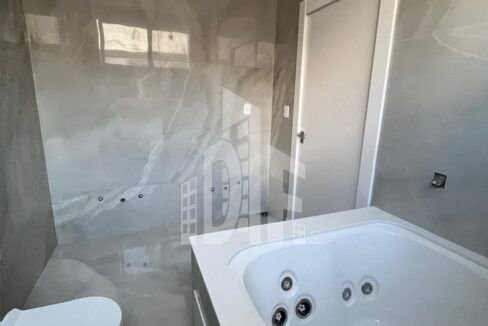 b374f6e5-1207-4206-9385-e0c11430a87c