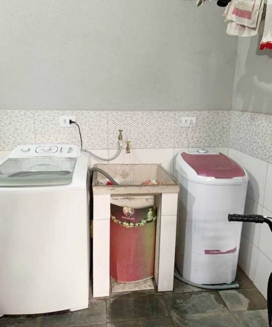 01a1fc32-2c92-444c-a434-5d8dc4df7643