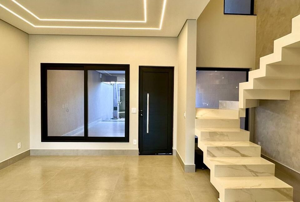 8c4a5d43-0ca7-45f3-ad48-a182926cb4a6