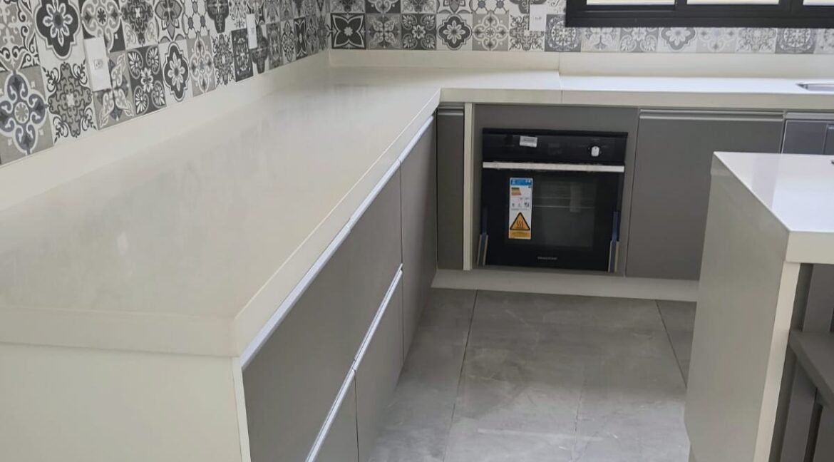 WhatsApp Image 2024-11-11 at 11.01.38 (5)