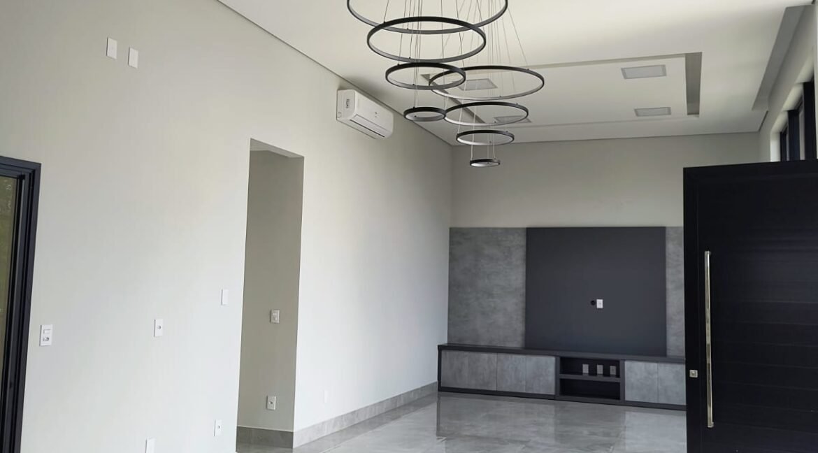 WhatsApp Image 2024-11-11 at 11.01.39