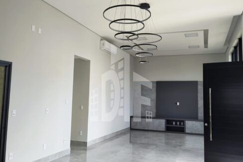 WhatsApp Image 2024-11-11 at 11.01.39